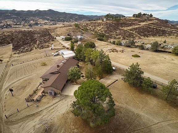 4th image of 9060 Northside Dr