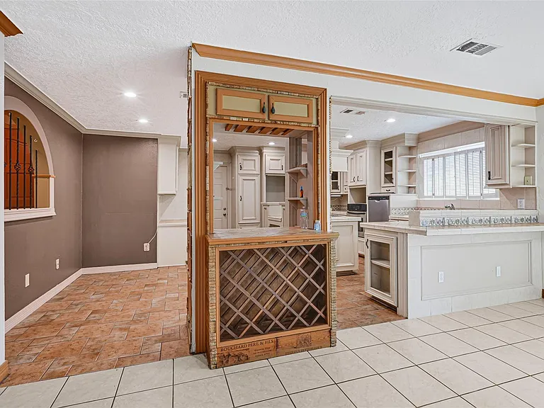 7742 Whidbey Island Dr — Photo 9