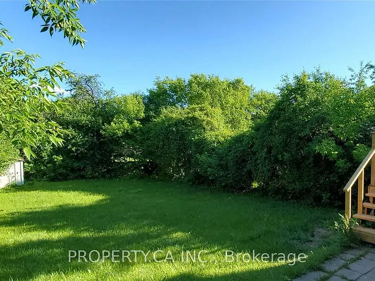 39 Farrell Ave — Photo 25