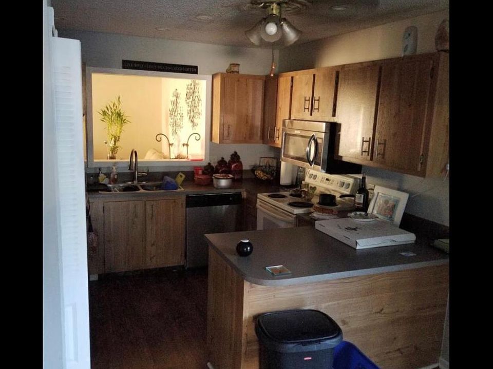 2nd image of 9190 Saddlecreek Dr