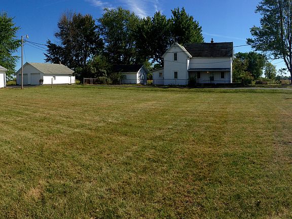 2 acres of pasture and yard