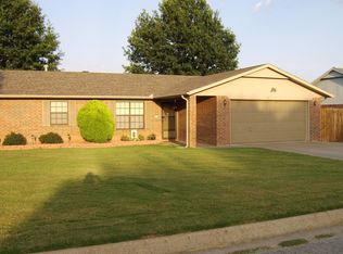 613 Garland Pl, Lowell, AR 72745