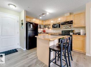 3425 19th St NW #233, Edmonton, AB T6T2B5