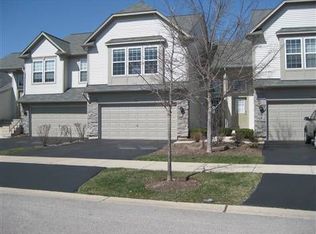 541 Metropolitan St, Aurora, IL 60502