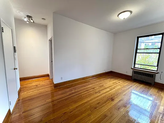 Rented by Oxford Property Group | media 1