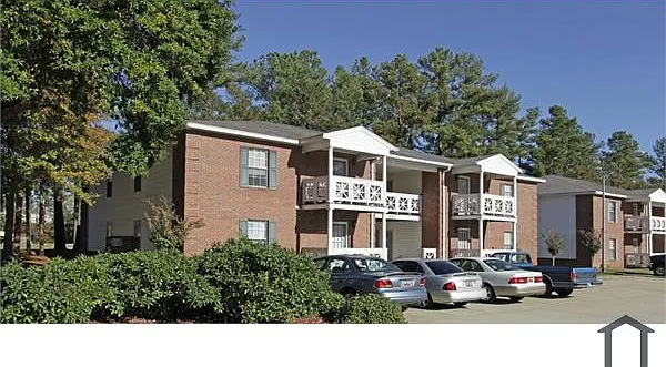 2 bed, 1000 sqft, $1,200 — Photo 2