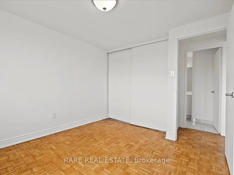 7555 Goreway Dr #258 — Photo 4