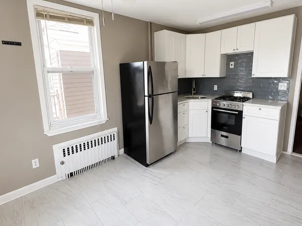 417 Beach 121st St Floor 2, Rockaway Park, NY 11694