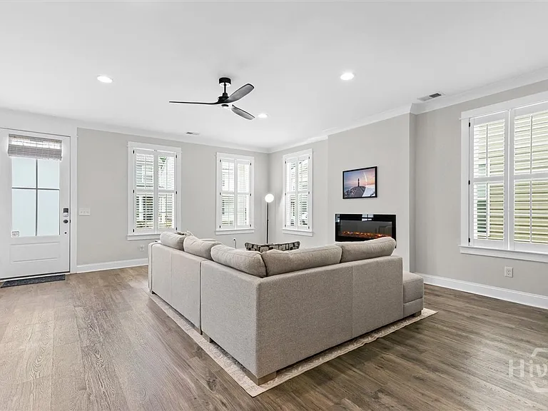 45 Grove Park Dr — Photo 9