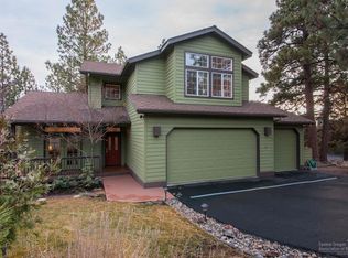 1125 NW Summit Dr, Bend, OR 97703