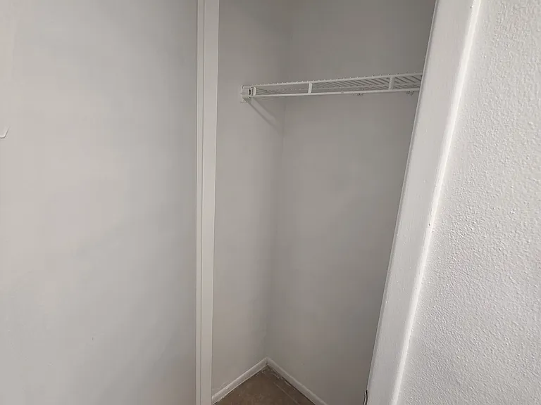 9125 Hunt Club Ln — Photo 12