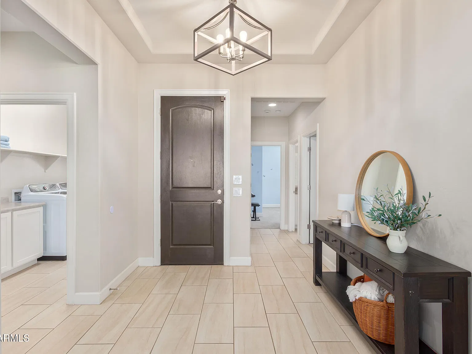3 bed, 2.0 bath, 2106 sqft, $2,950 — Photo 3