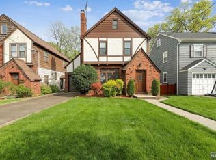 3 Hyde Rd, Bloomfield, NJ 07003