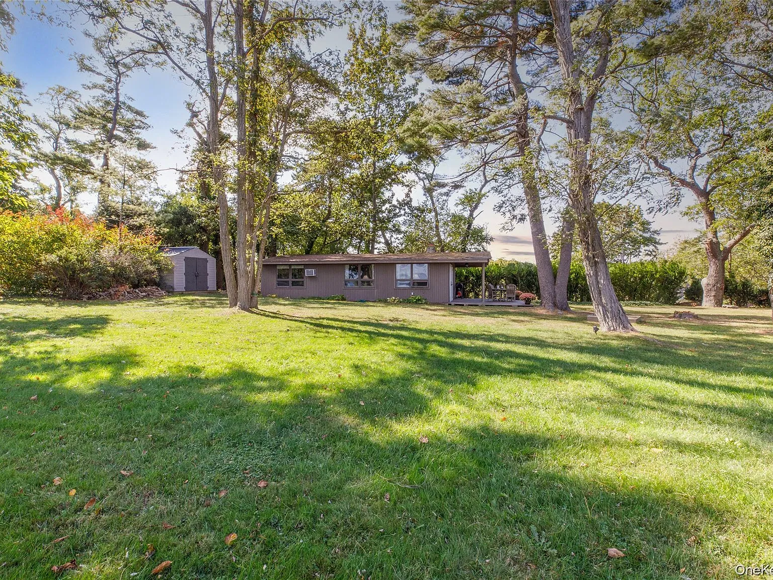 2 bed, 1.0 bath, 900 sqft, $5,750 — Photo 4
