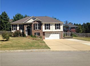105 Timberland Dr, Columbia, TN 38401