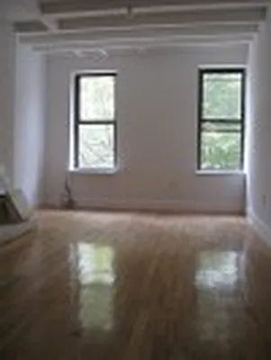 Rented by Tower Brokerage | media 11