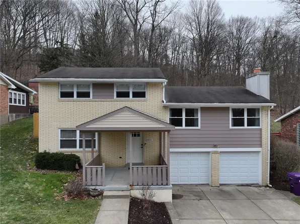 2052 Holiday Park Dr, Pittsburgh, PA 15239