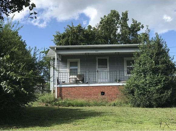 1st image of 521 Peach Orchard Dr