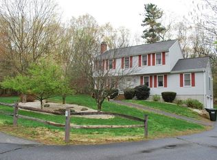 18 Autumn Rd, Uxbridge, MA 01569