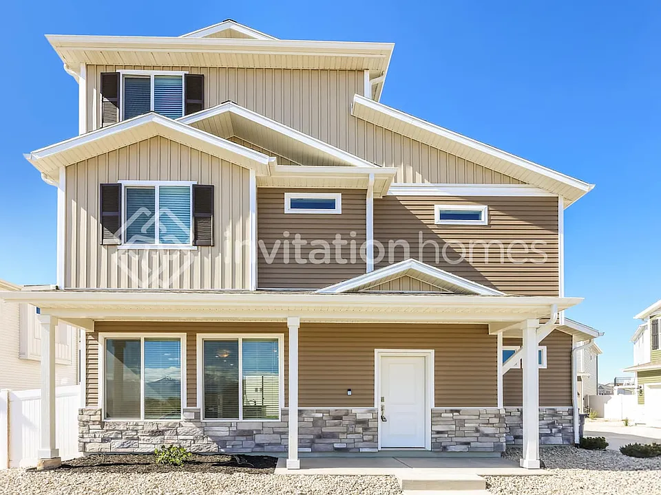 379 E Kanab Creek Dr