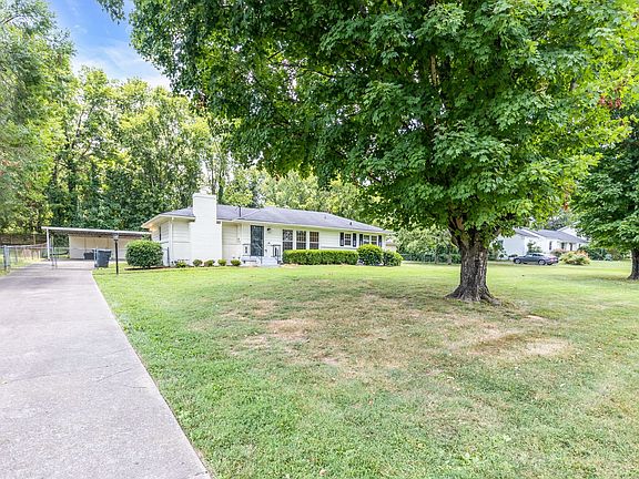 2nd image of 479 Oakley Dr