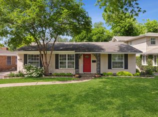 6715 Blessing Dr, Dallas, TX 75214