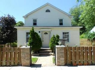 926 Church Rd, Aurora, IL 60505