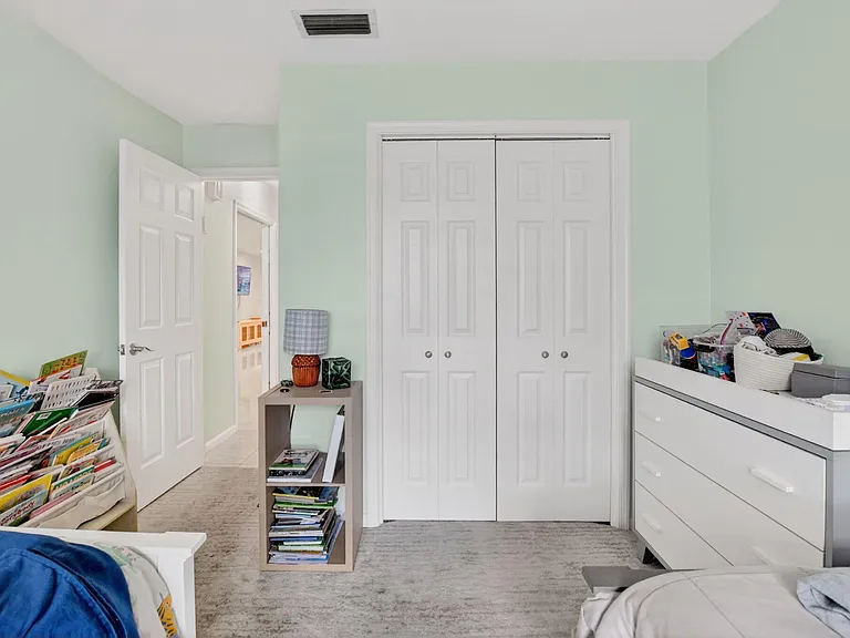 10065 Camelback Ln — Photo 28