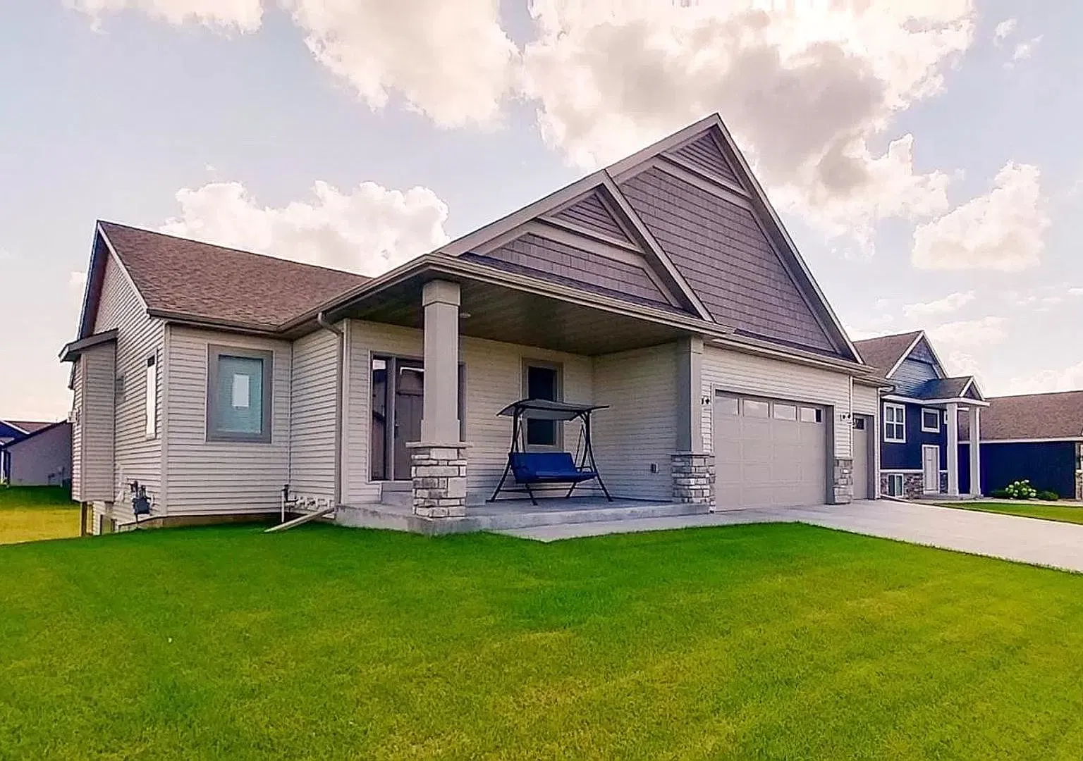 Newly Furnished Home 5mi from Mayo 4bed/3bath — Photo 1