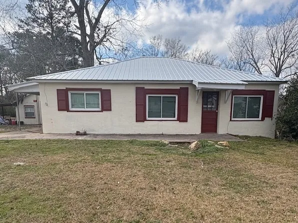 551 N Myrtle St, Wrightsville, GA 31096