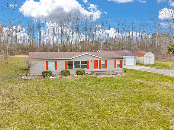 2nd image of 2880 S Sandusky Rd