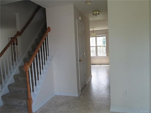 4th image of 7005 Staunton Ave