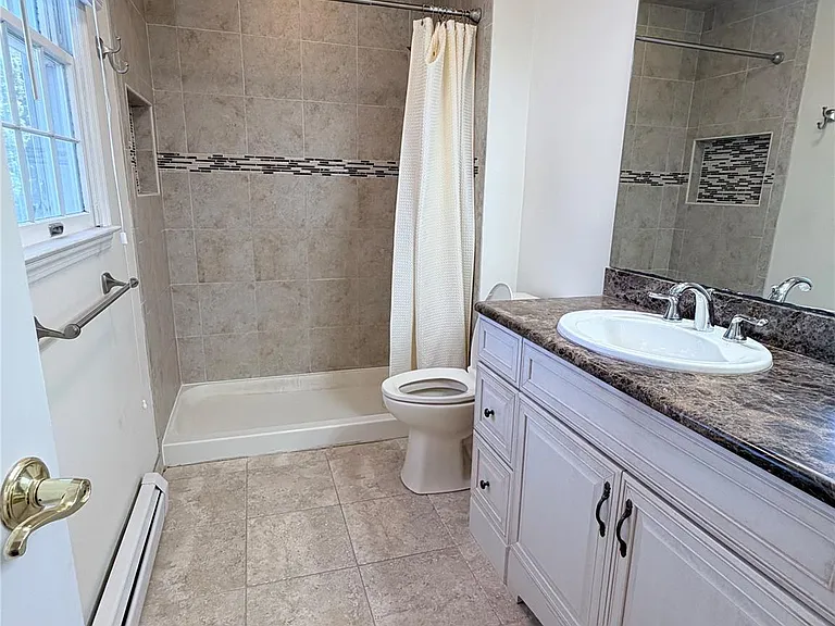 216 Maple Ave — Photo 21