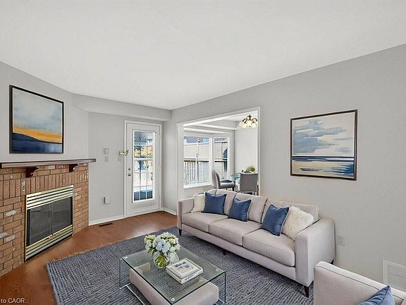 4th image of 86 Rita Ave