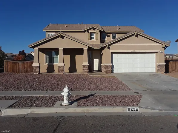 8256 Monroe Ave, Oak Hills, CA 92344