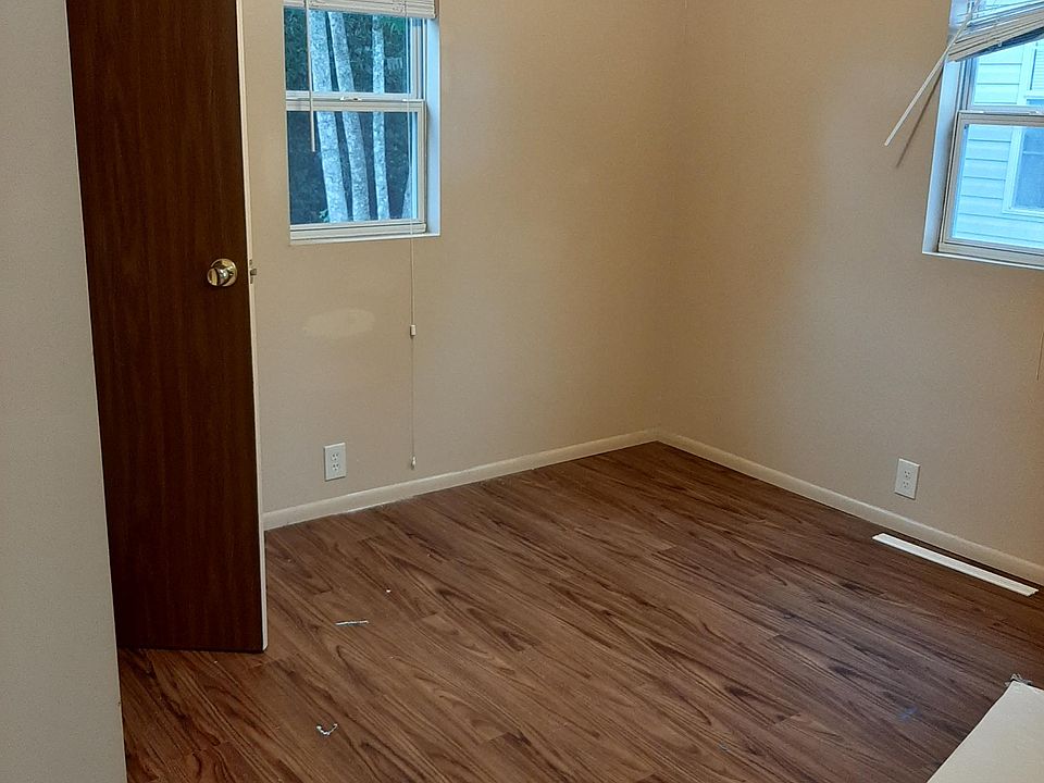 1st image of 11019 Creekwood Dr
