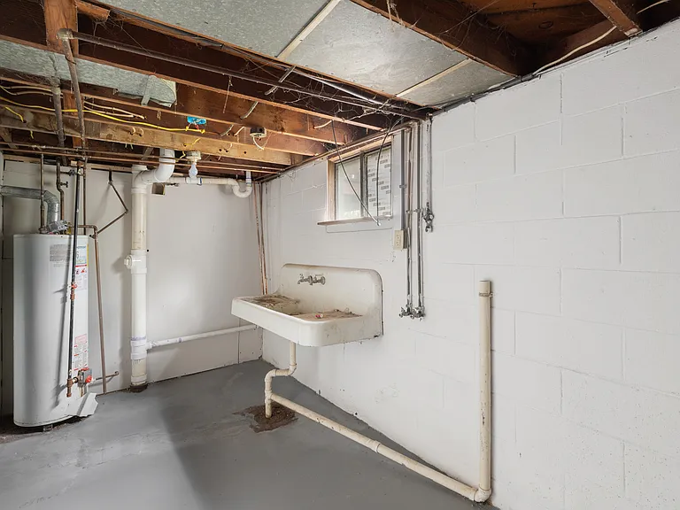 9866 Nolte Ave — Photo 20