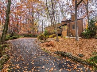 39 Ketch Rd, Morristown, NJ 07960