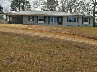 1107 E Main St, Fulton, MS 38843