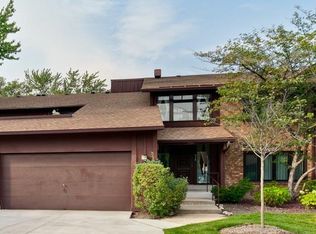 1405 Chartres Dr APT B-1, Northbrook, IL