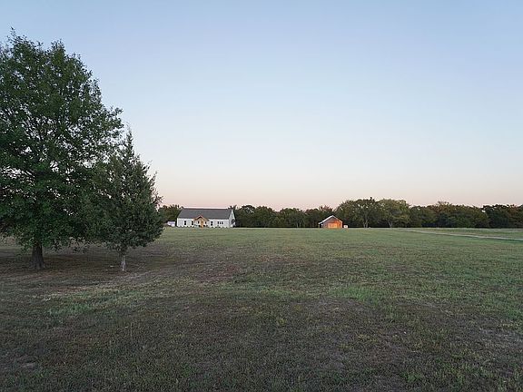 2nd image of 8906 Western Dr