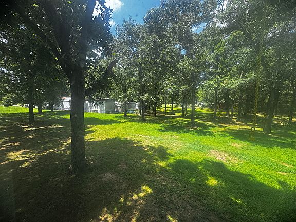 2nd image of 198 Oak Forrest Rd