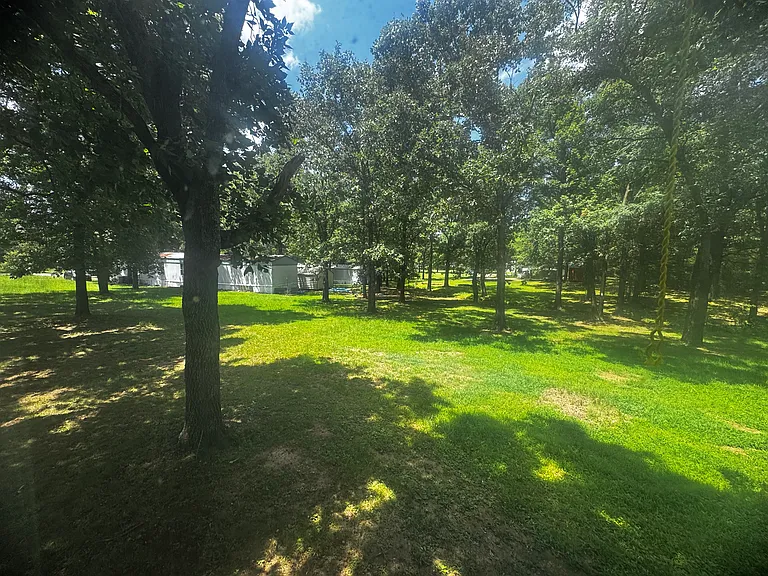 198 Oak Forrest Rd — Photo 2