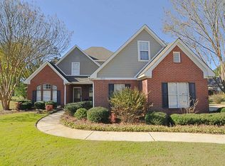 1905 Lakefield Dr, Tupelo, MS 38801