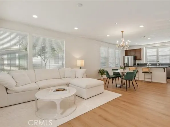 24339 Verdugo Cir, Santa Clarita, CA 91354