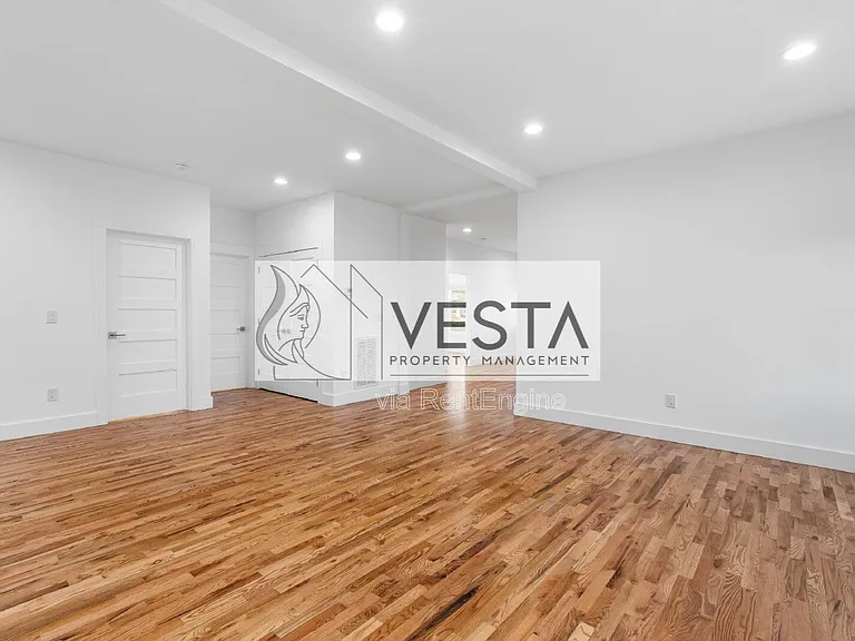 510 Deaverview Rd — Photo 17