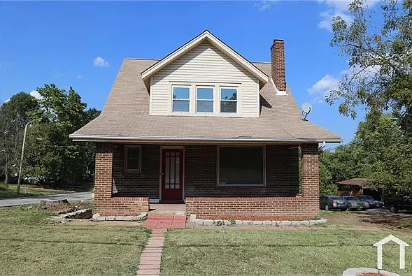 2 bed, 1320 sqft, $1,100 — Photo 2
