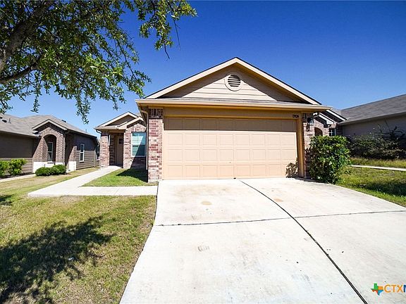 2nd image of 13924 Heywood Dr