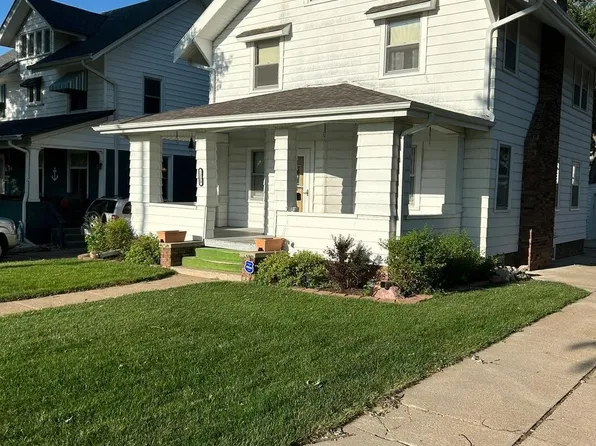 1329 S 36th St, Omaha, NE 68105