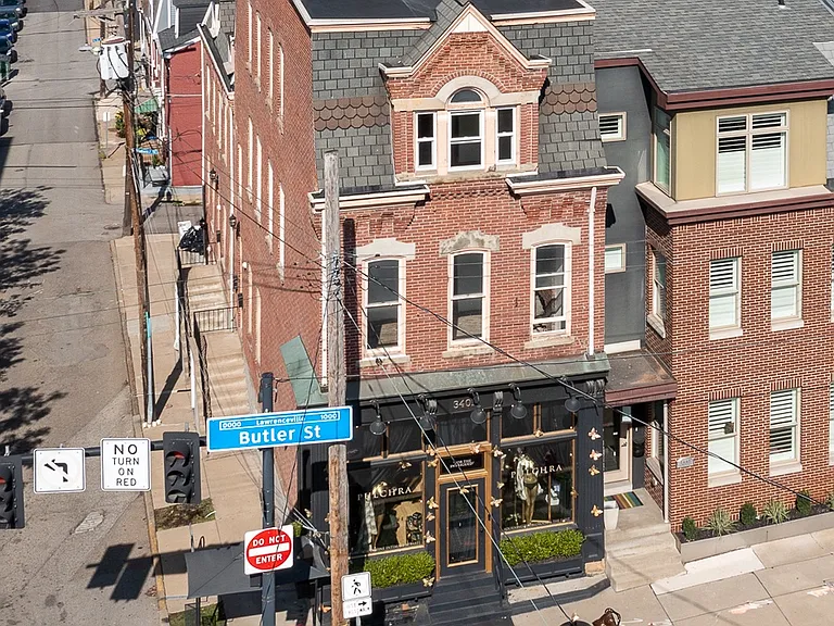 3401 Butler St #F2 — Photo 17